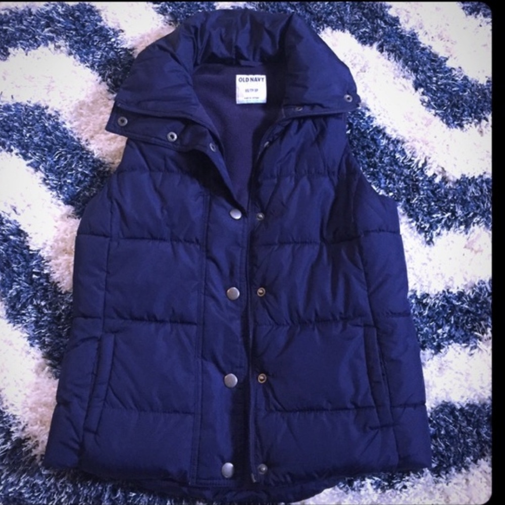 Old navy vest Navy puffer vest.